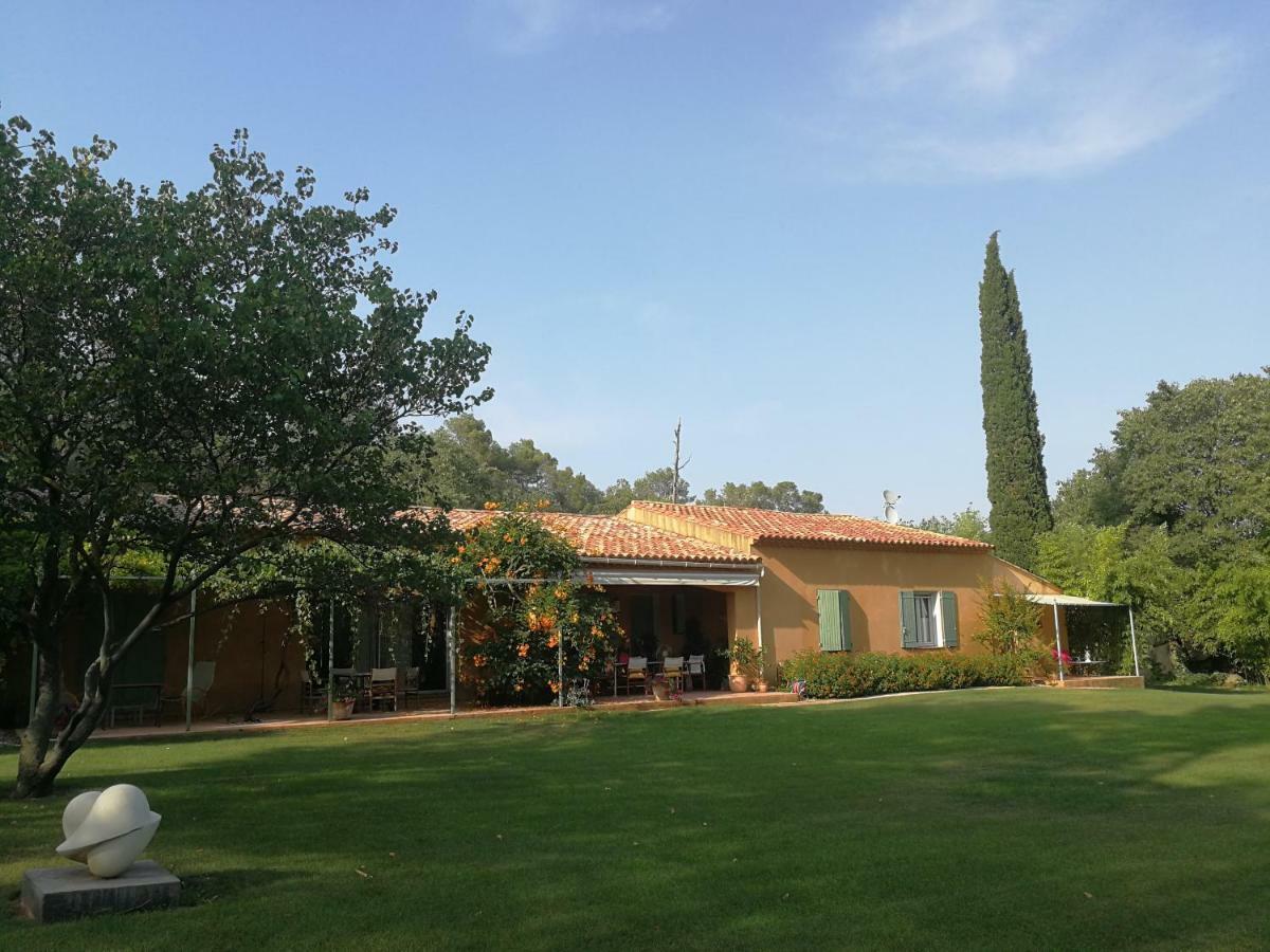 La Genestiere Bed & Breakfast Clermont-lʼHérault Dış mekan fotoğraf